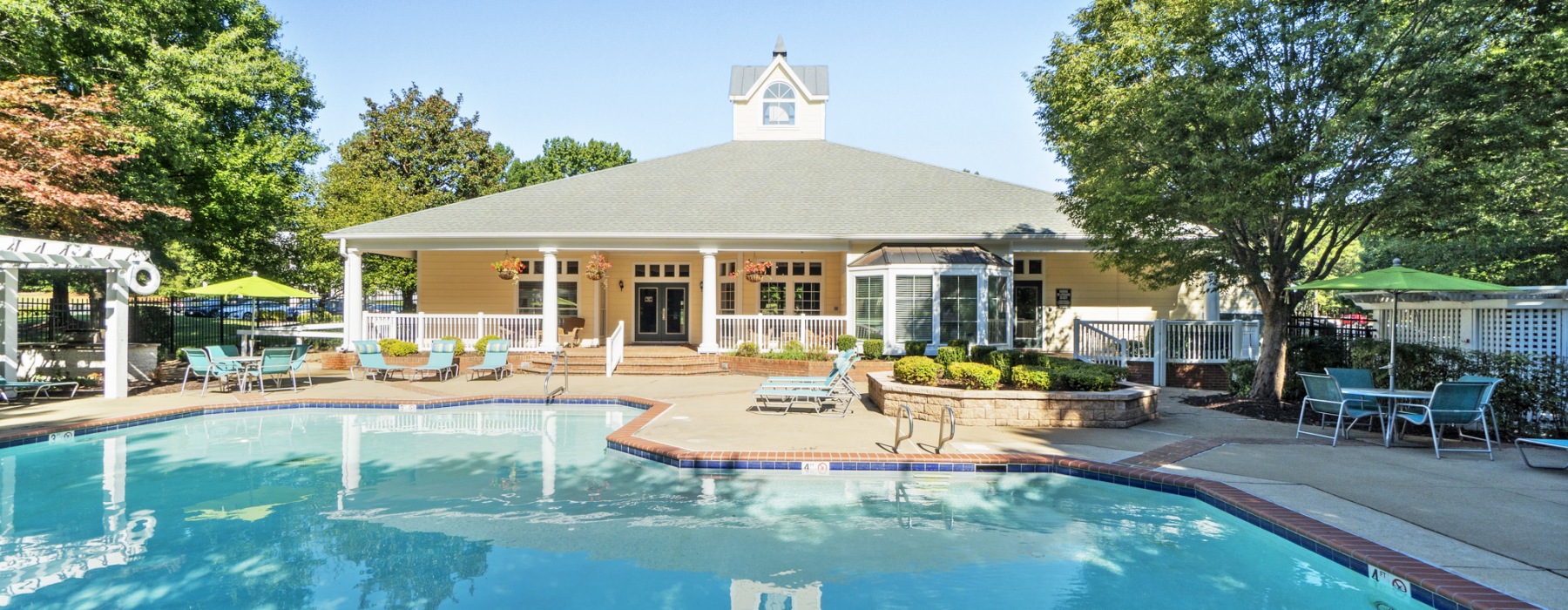 Resort style swimming pool