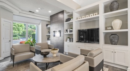 Resident lounge with ample seating