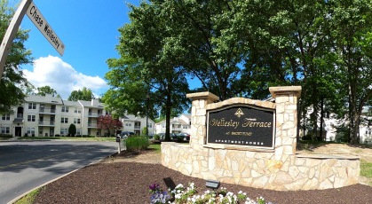 Entrance sign at Wellesley Terrace