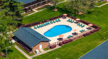 Aerial view of University Lake Apartments