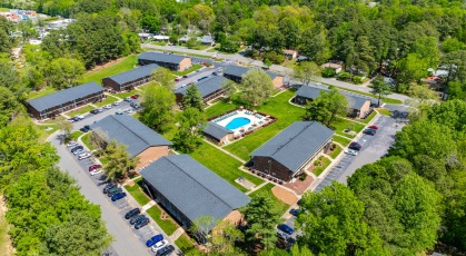 Aerial view of University Lake Apartments