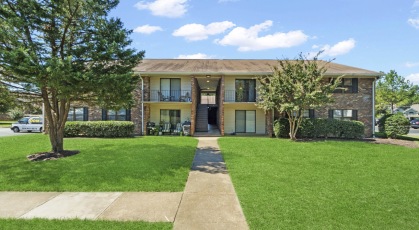 Hunters Ridge exterior building