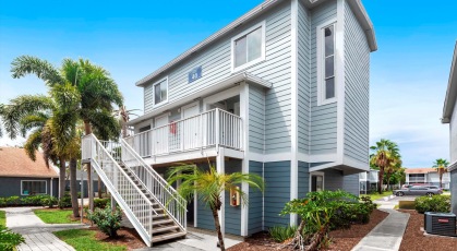 Cypress Winds exterior building 