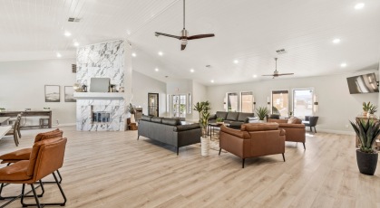 Clubhouse with a fully equipped kitchen and ample seating