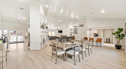 Clubhouse with a fully equipped kitchen and ample seating