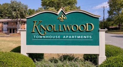 Knollwood property sign