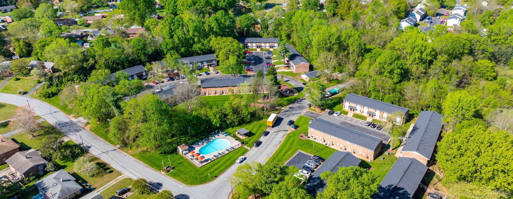 Find your perfect fit at Knollwood Townhouse Apartments