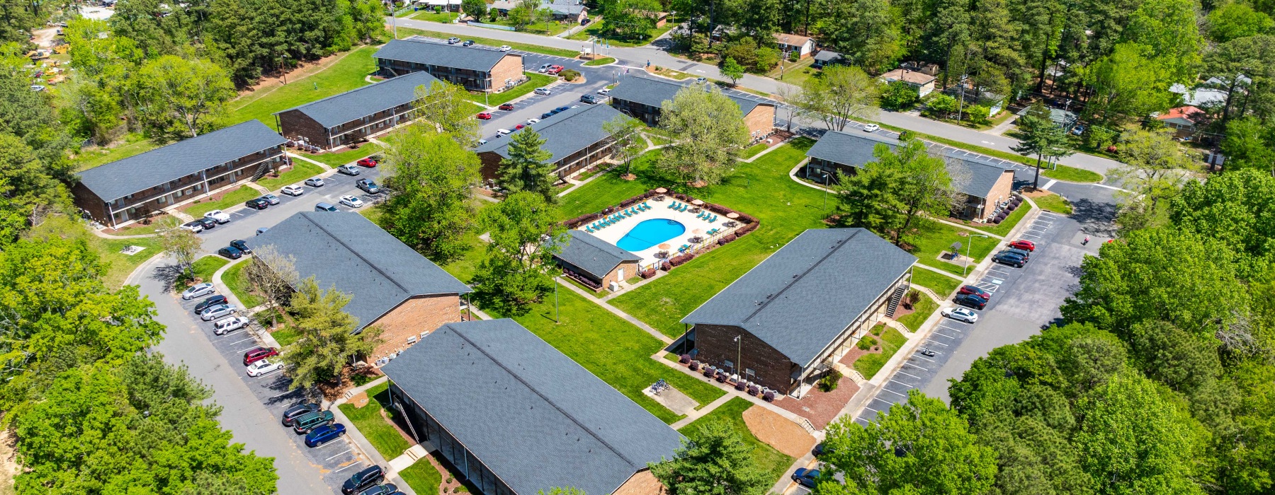 Settle into comfort at University Lake