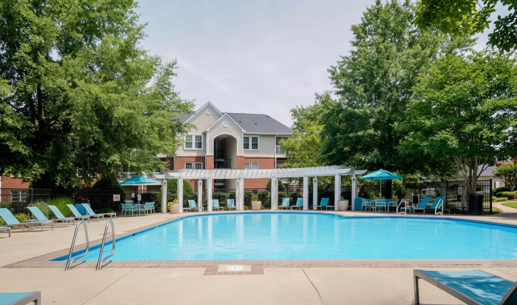 Resort-style swimming pool