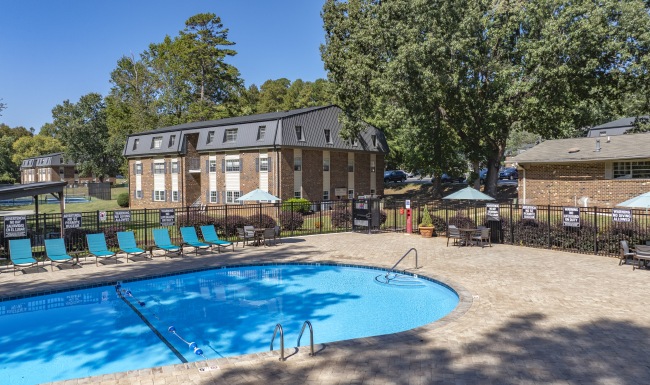 Swimming pool with Wi-Fi