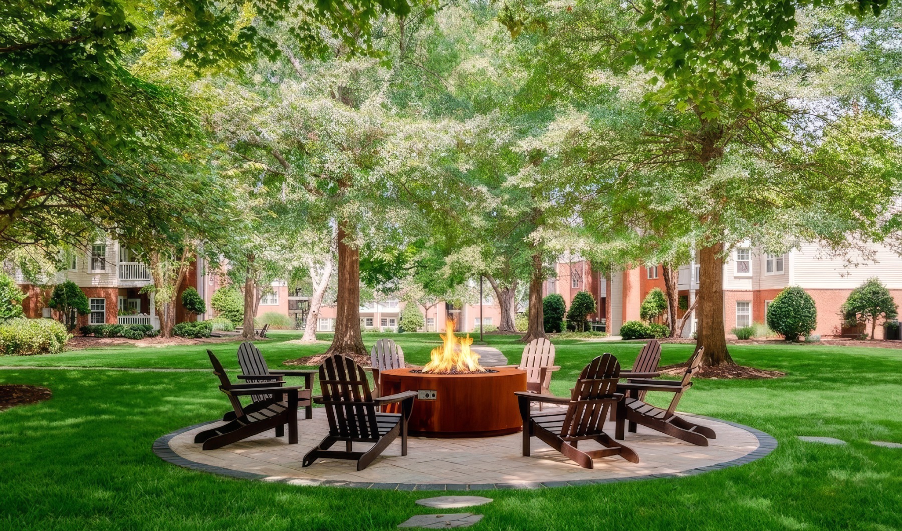Lush Neighborhood Setting