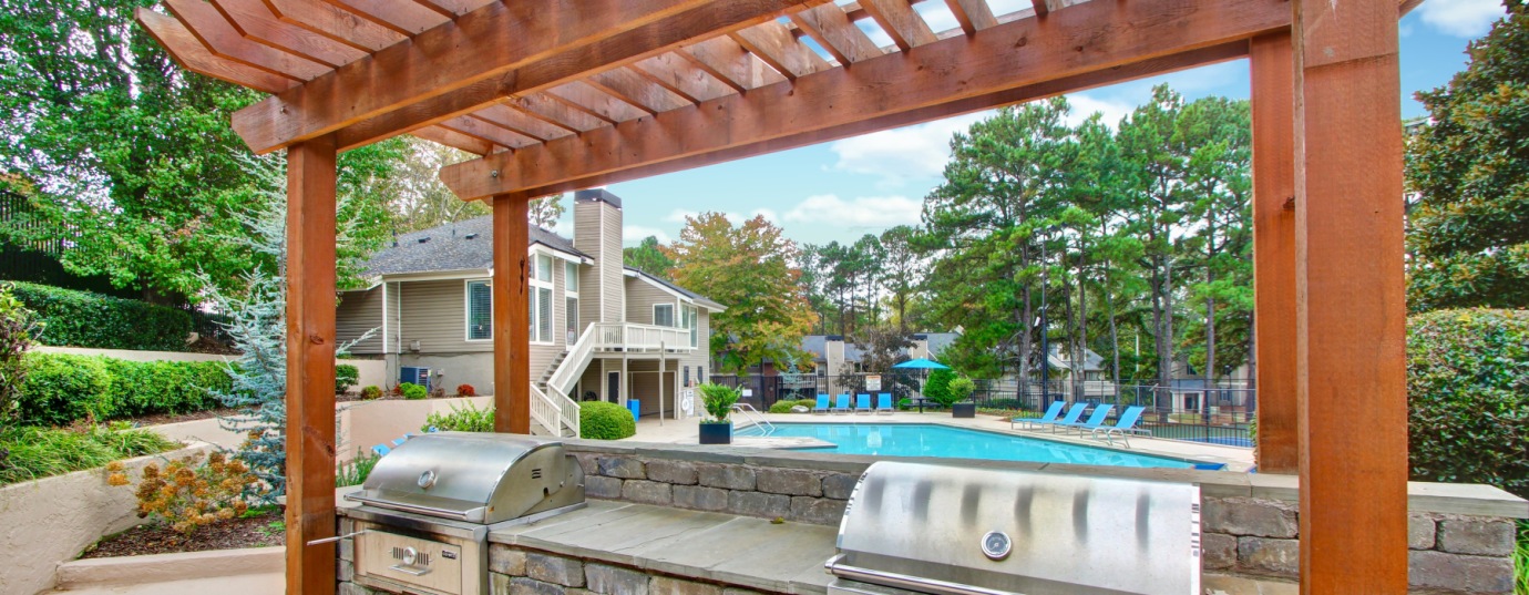 pet-friendly-apartments-in-roswell-ga-wood-creek-at-roswell