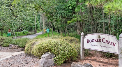Booker Creek Townhouse Apartments community signage