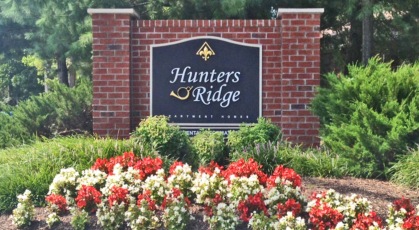 Hunters Ridge community signage