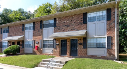 Knollwood exterior building