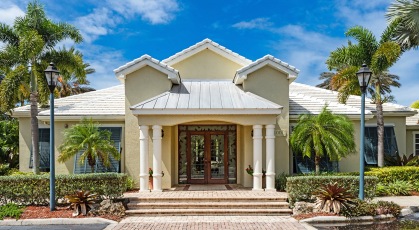  Leasing office exterior building