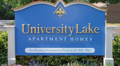 University Lake community signage